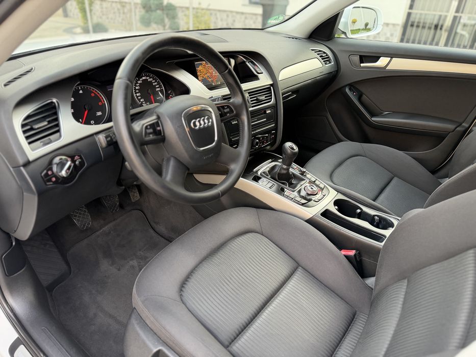 AUDI A4 Avant 2010 — imagine 5