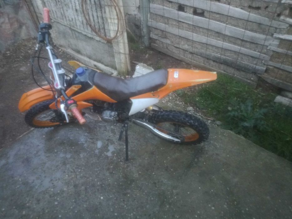 Vând motocross 125cc 4t