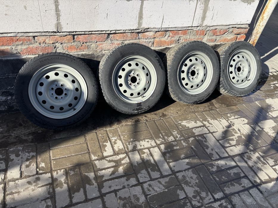 Продам штампы болото R14 4/98 с зимней резиной
