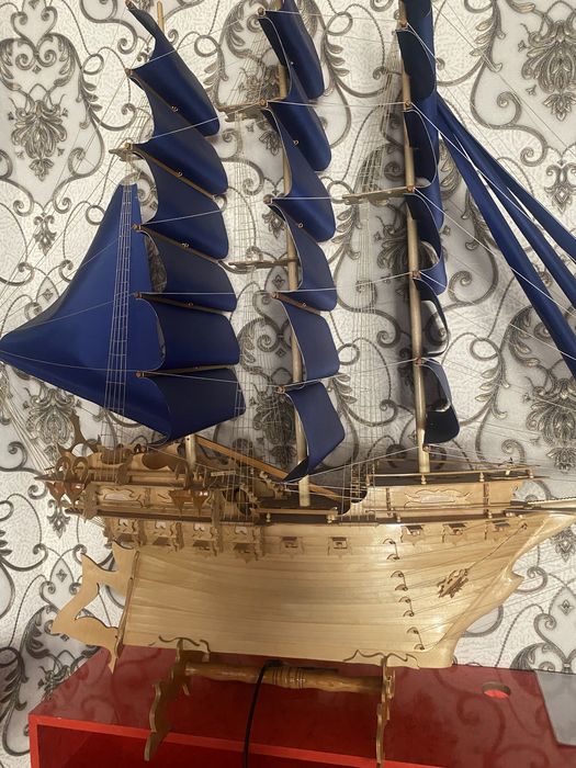 Большой корабль ручная работа