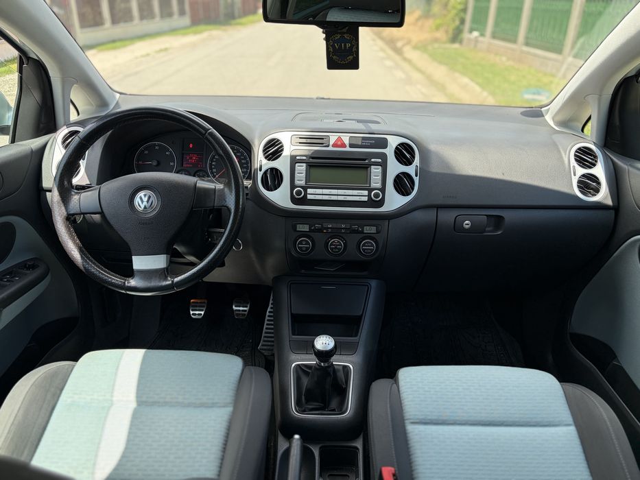 Volkswagen golf plus cross