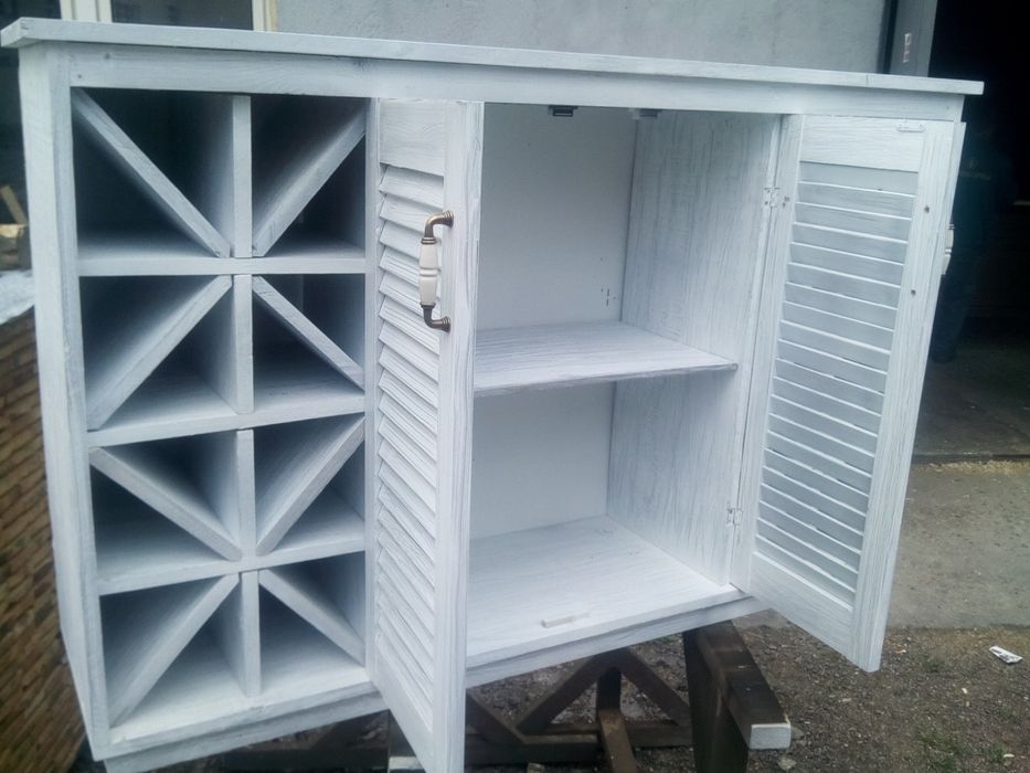 Шкаф в стил Винтидж