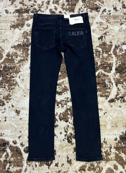 Продам джинсы классические Calvin Klein