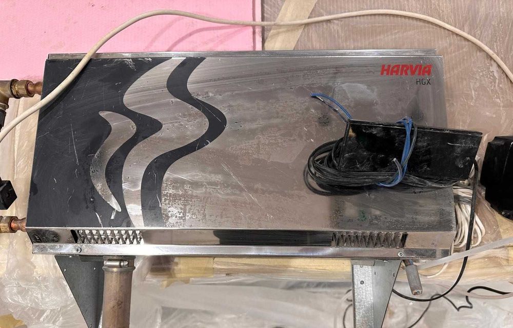 De vanzare echipament sauna umeda Harvia HGX utilizat