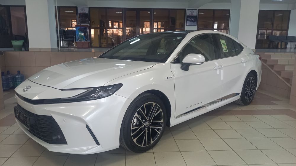 Toyota Camry 80 Hybrid 2025 год в Наличии