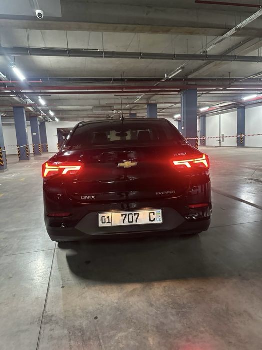 Onix Premier zo’r xolatda bir qo’l avtosalondan