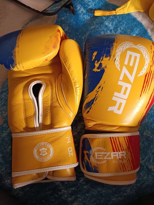 Mănuși de box cu scai Cezar+fașe 4.5m