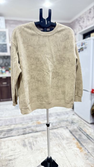 Продам куртки ,свитшот