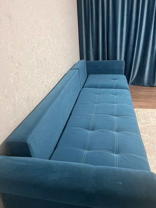 Продам диван для гостинной