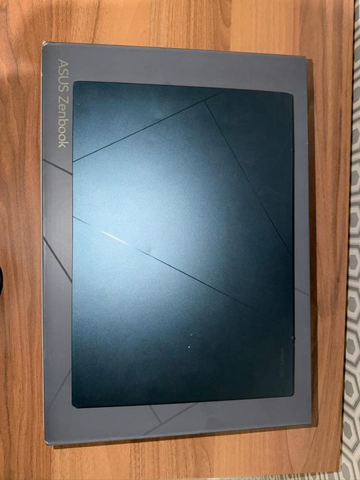 Asus zenbook 14 OLED