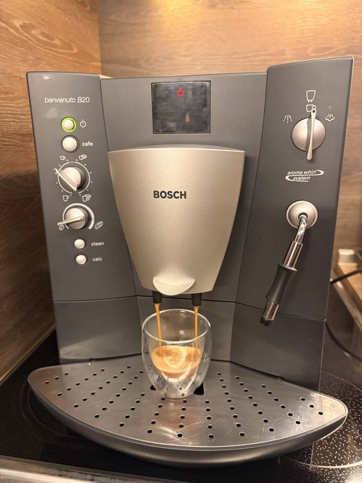 Кафеавтомат BOSCH  benvenuto B20