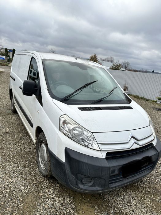 Dezmembrez citroen dispatch 2010