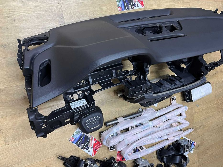 Audi Q7 4M - plansa bord - kit airbag volan pasager cortine - centuri