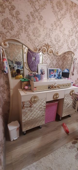 Детский мебель для девочек