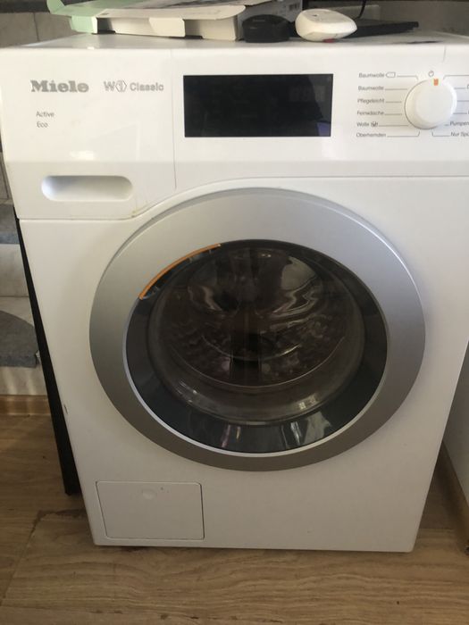 Vand masina de splat Miele A++ 8 kg