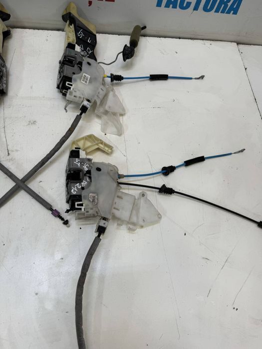 Broasca usa portiera stânga dreapta fata spate Mercedes E-Class w212
