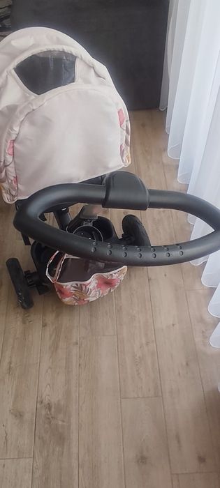 Триколка KinderKraft Easytwist