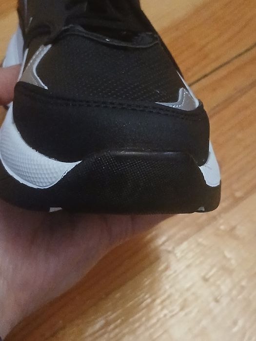 Маратонки NIKE Намаление
