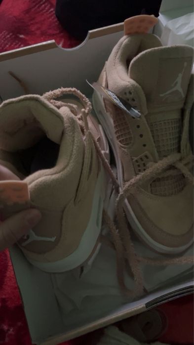 Vand jordan 4