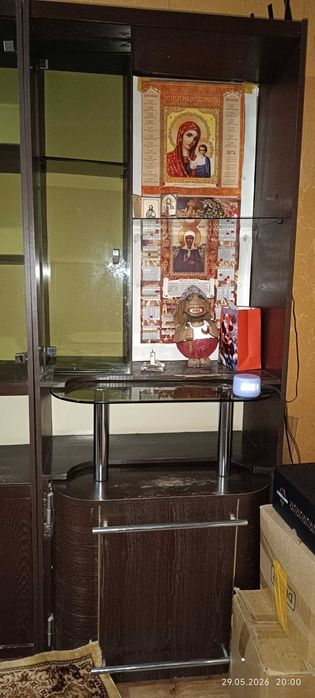 Продам мебельную стенку