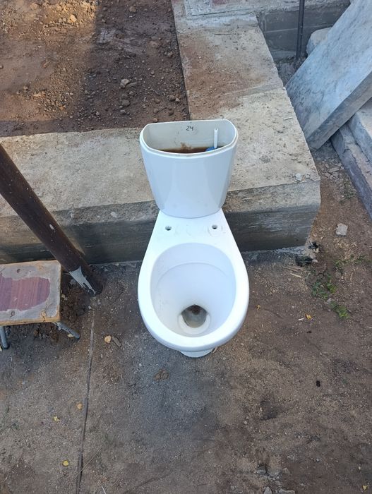 Унитаз для рабочих