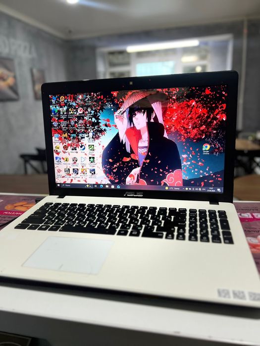 Ноутбук  сатылады