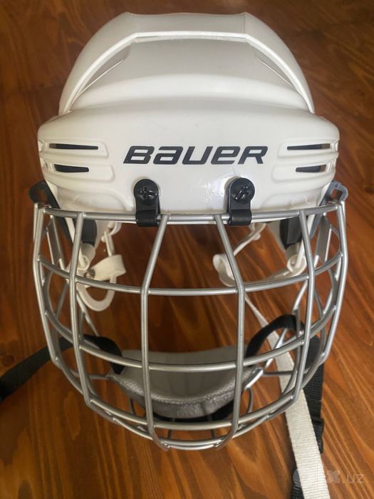 Хоккейная каска Bauer