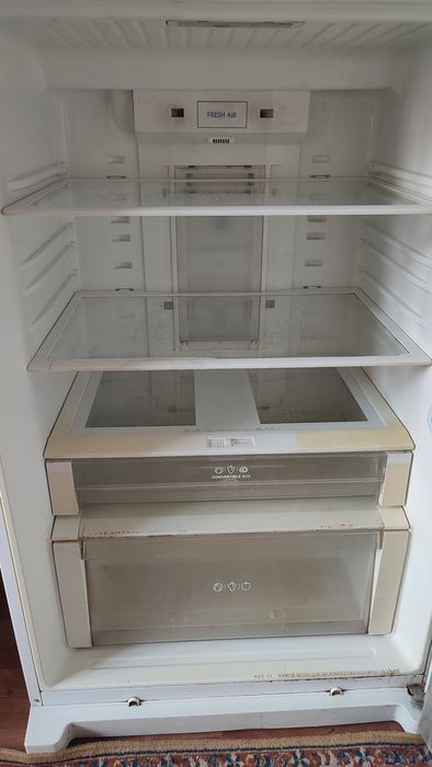 Продам холодильник LG