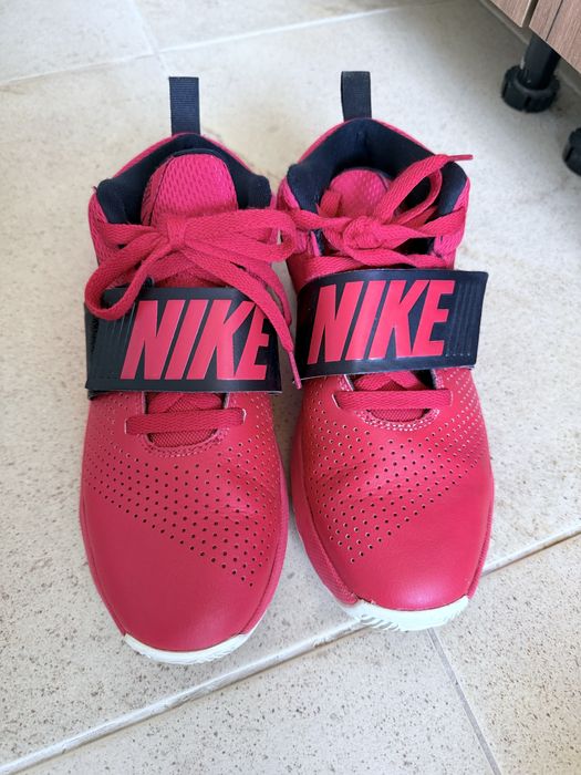 Оригинални маратонки Nike