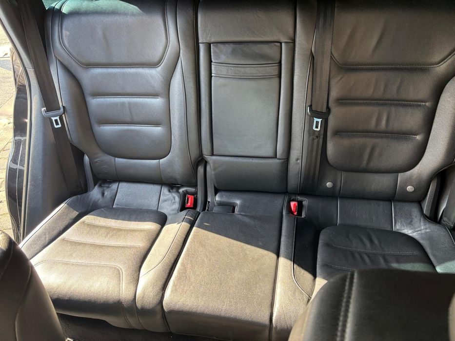 VW Touareg an 2013