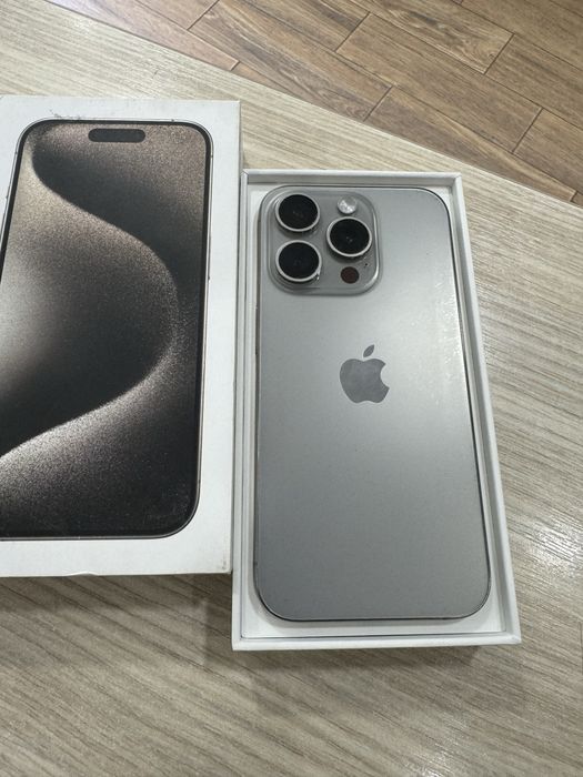 iphone 15 Pro 256gb natural baterie 89%