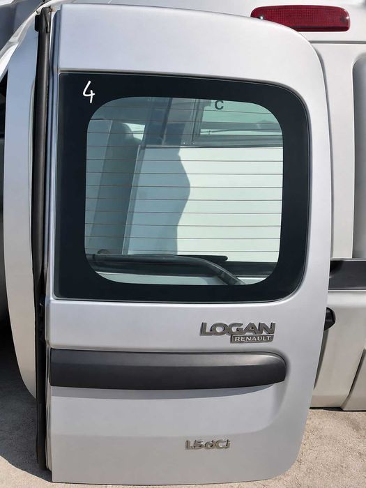 Usa portbagaj batanta dreapta Dacia Logan MCV an 2010 fara rugina