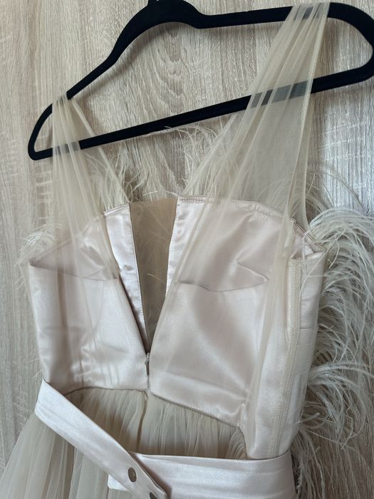 Дамска рокля с пера - JUNONA