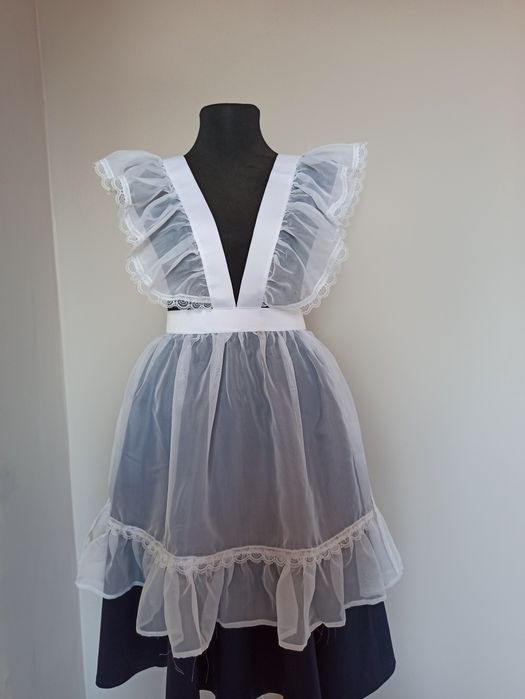 Фартуки в школу для выпускниц