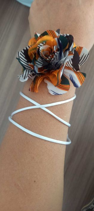 Чокер  роза из ткани адрас