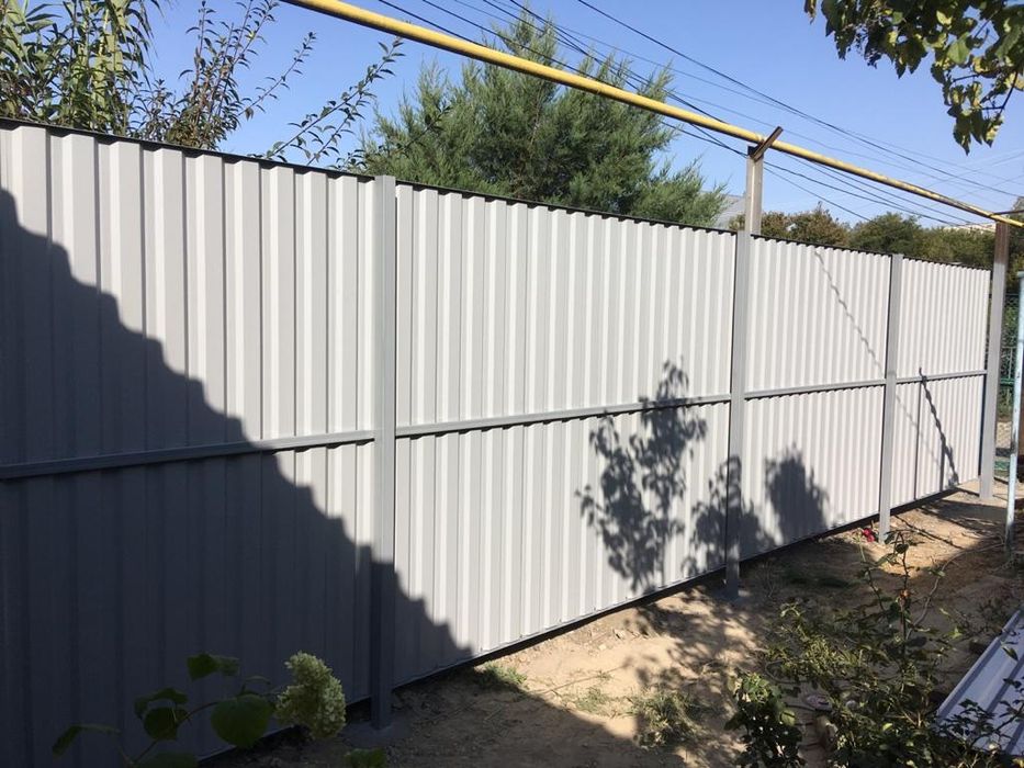 Установим заборы