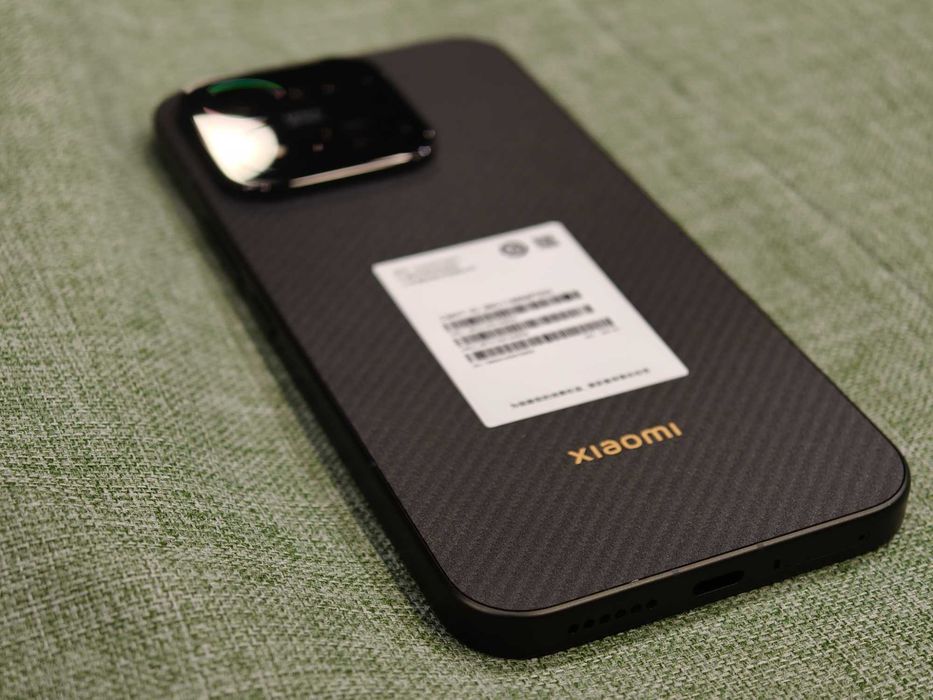 Нов Xiaomi 17 Max 12/256 черен -  6.9", Leica 200mpx; 8000mAh 100w