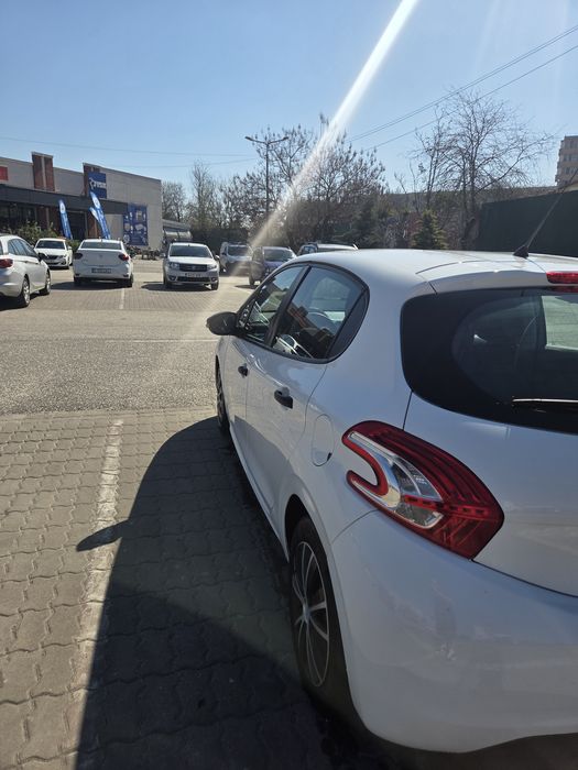 Peugeot 208 1.4 hdi