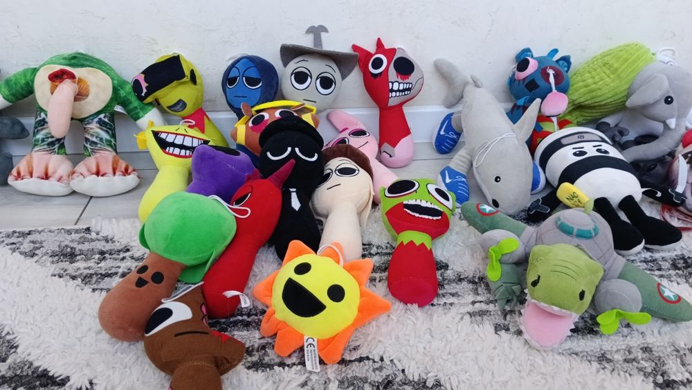 Продаю игрушки 32 штук
