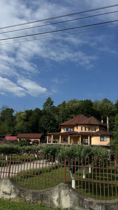 VILA PREMIUM cu pădure proprie și prosumator 24 kW – LA 3 KM DISTANTA DE MOTRU ,MERIȘ,MEHEDINTI