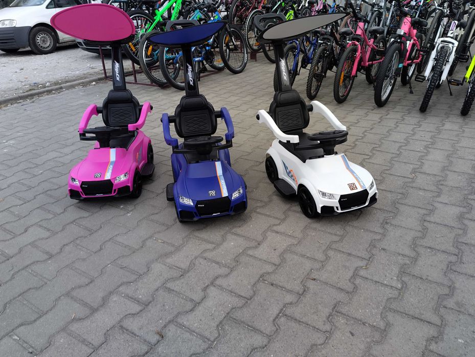 MONI Кола за бутане с дръжка Victory 2в1