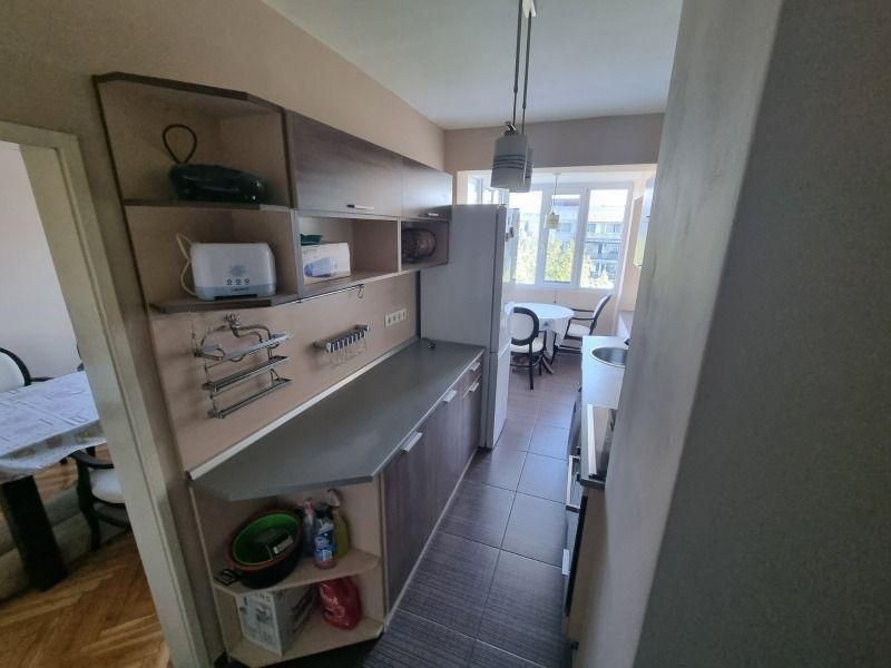 Дава се под наем Тристаен апартамент в София, Гео Милев - 75 кв.м за 749 € - Снимка #3