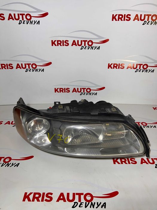 Десен фар за Volvo V70 / Волво В70 2005г