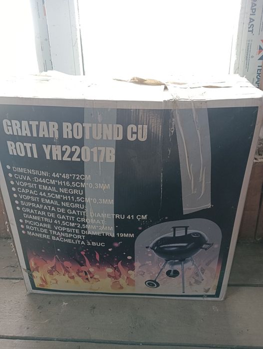 Grătar rotund cu roți YHZ2017B, folosit, cu dimensiuni de 44x48x72