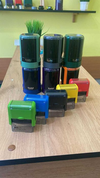 Изготовление печатей и штампов.