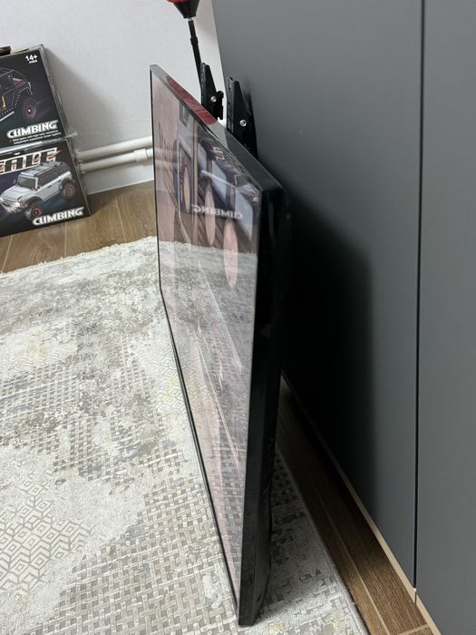 Самсунг телевизор 102см