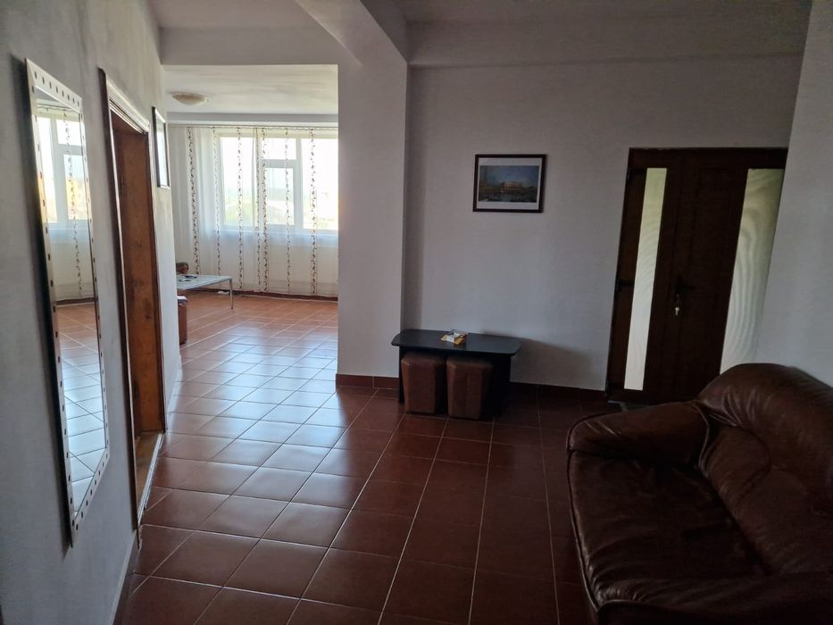 Apartament de inchiriat