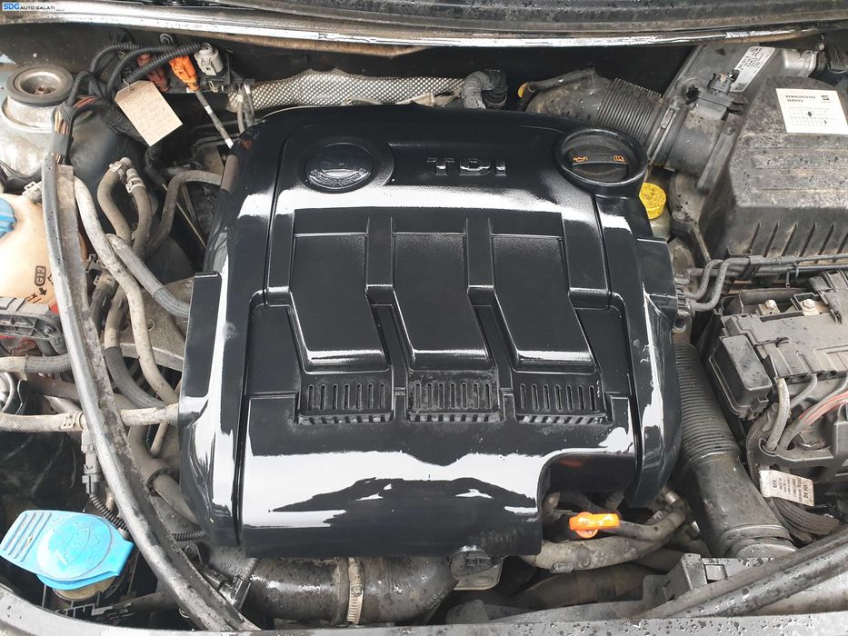 Capac Plastic Protectie Antifonare Motor Skoda Fabia 2 1.2 TDI CFW CFWA 2007 - 2014 Cod 03P103925 03P103925A 03P103925B [K8007]
