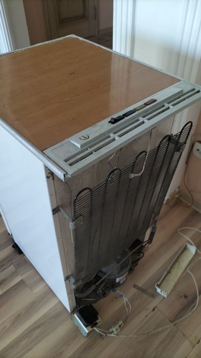 Холодильник  на запчасти