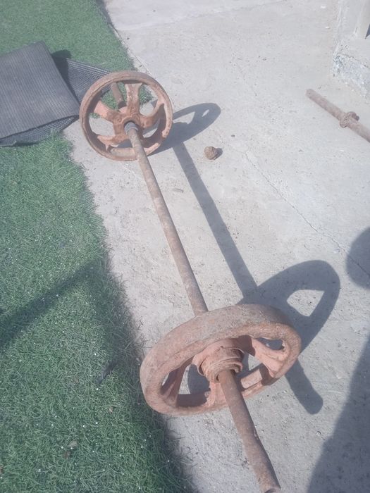 Штанга. Гантель. Скамья для пресса. Ворота